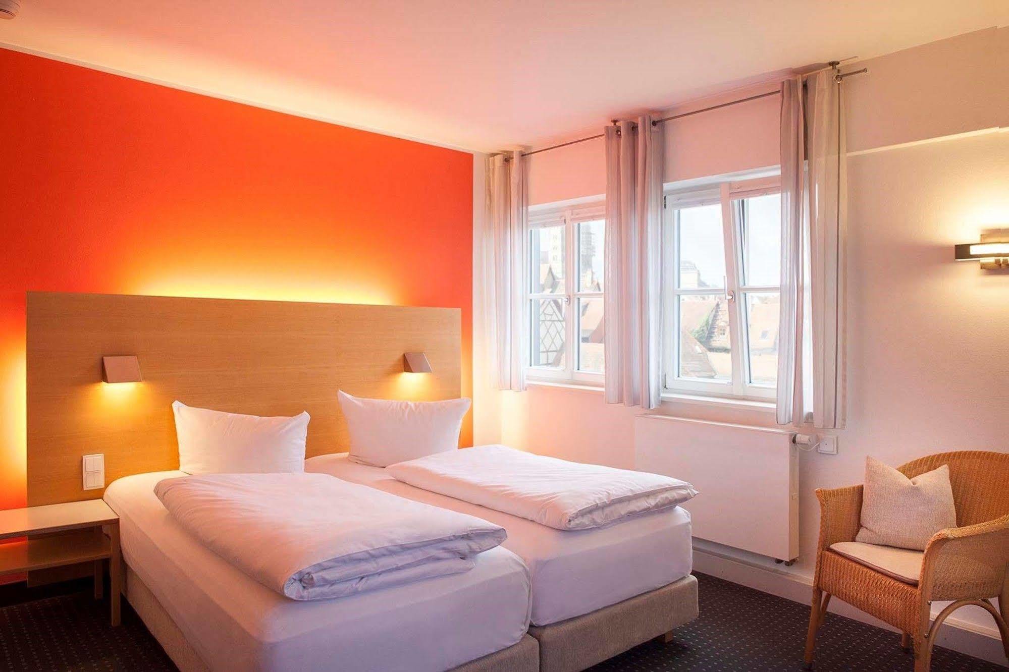 Nepomuk Hotel 4*